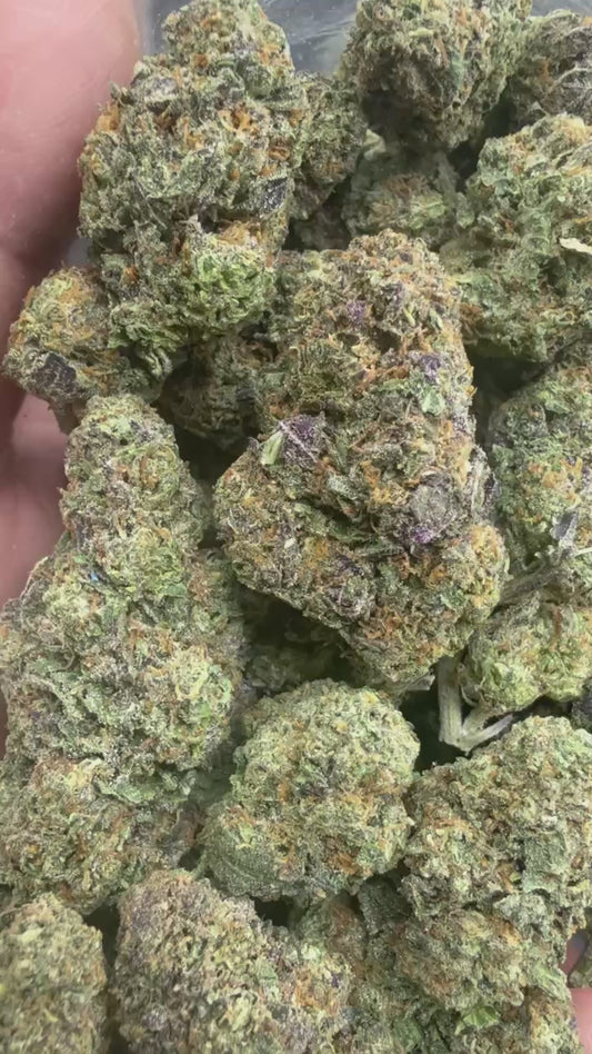 4.Slurricane OG(Indica)*Exotic#2($100.oz)(1/2.$60)(10G's.$55)(1/4.$50)(5G's.$45)(1/8.$30)